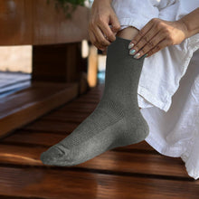 Load image into Gallery viewer, Heelium Woollen Socks for Winter - 3 Pairs