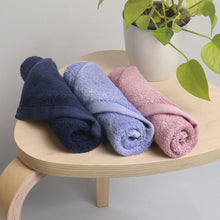 Load image into Gallery viewer, Heelium Bamboo Face Towels - Set of 3