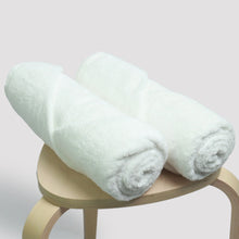 Load image into Gallery viewer, Heelium Bamboo Bath Towels - Set of 2