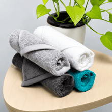Load image into Gallery viewer, Heelium Bamboo Face Towels - Set of 4